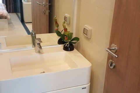 Студия в кондо в Хуай Кванге, Бангкок, Таиланд № 154049 - фото 4