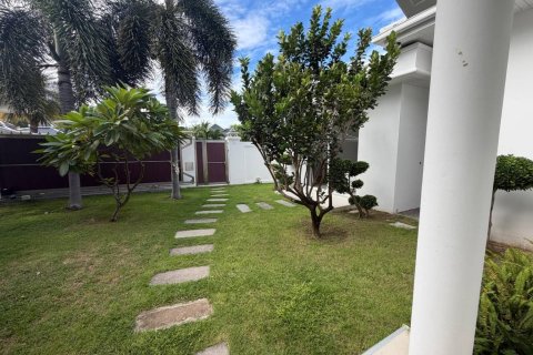 Villa in Hua Hin, Thailand 3 bedrooms № 233979 - photo 7