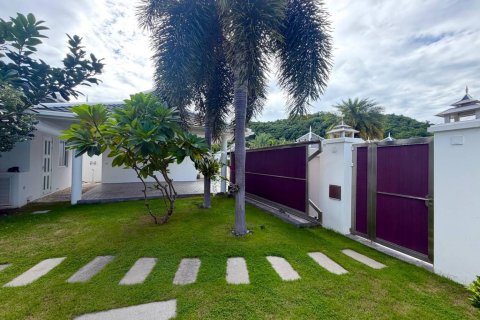 Villa in Hua Hin, Thailand 3 bedrooms № 233979 - photo 3