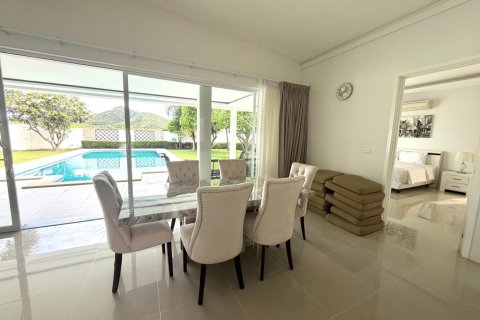 Villa in Hua Hin, Thailand 3 bedrooms № 233979 - photo 11