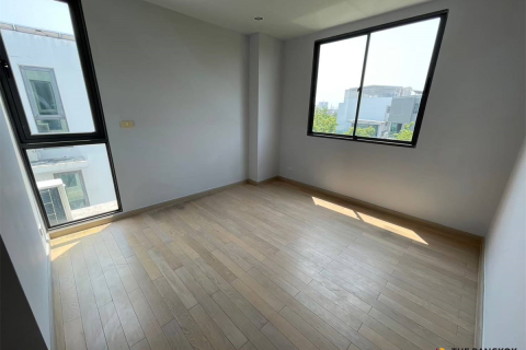 Townhouse in Bangkok, Thailand 7 bedrooms № 189688 - photo 10