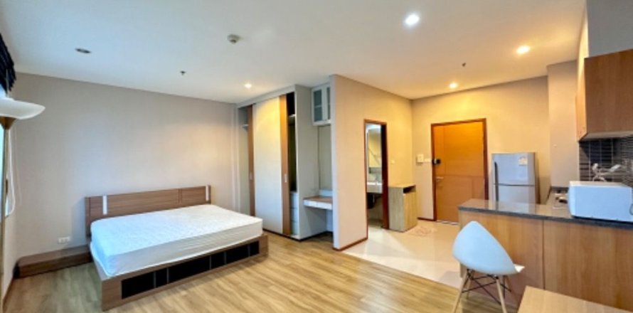 Studio dans le Condo à Khlong San, Bangkok, Thaïlande  № 160686