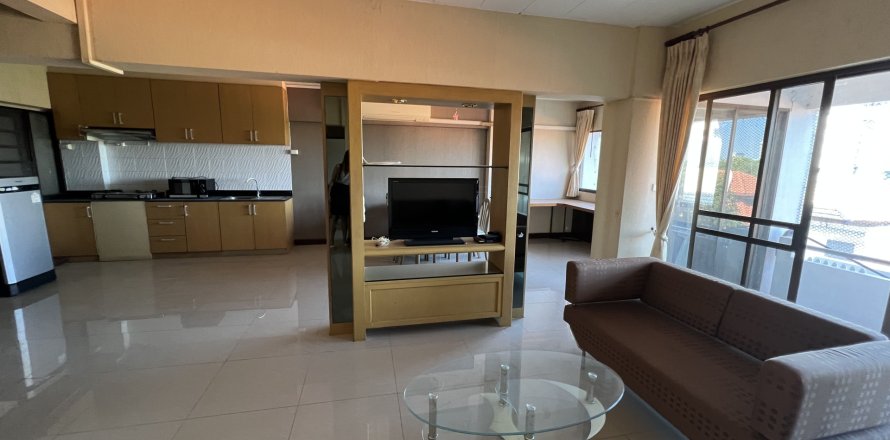 Condo in Watthana, Bangkok, Thailand, 2 bedrooms № 160684