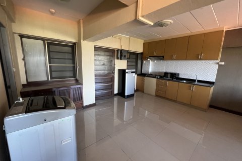 Condo in Watthana, Bangkok, Thailand, 2 bedrooms № 160684 - photo 3