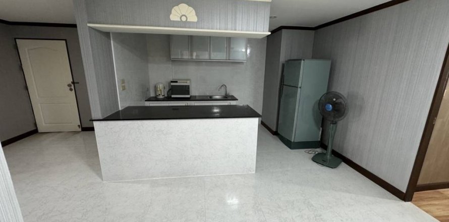 Кондоминиум с 3 спальнями в Ча-аме, Таиланд № 114626