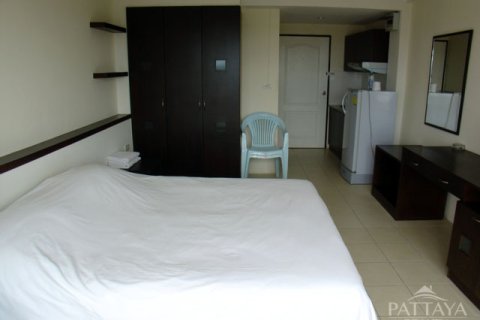 Studio dans le Condo à Pattaya, Thaïlande  № 204064 - photo 5