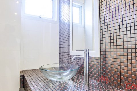 Кондоминиум с 2 спальнями в Банг Ламунге, Таиланд № 55084 - фото 24