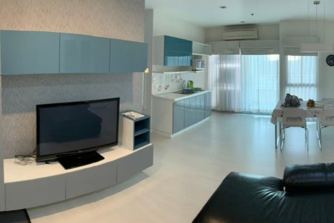 Кондоминиум с 2 спальнями в Чатучаке, Бангкок, Таиланд № 136912 - фото 6