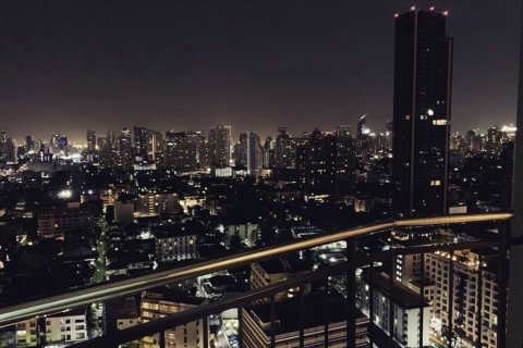 Condo in Huai Khwang, Bangkok, Thailand, 2 bedrooms № 136849 - photo 9