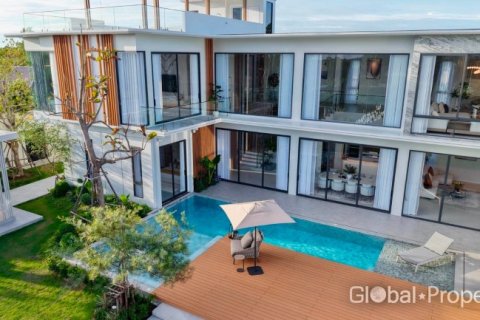 Maison à Pattaya, Thaïlande 5 chambres № 233887 - photo 4