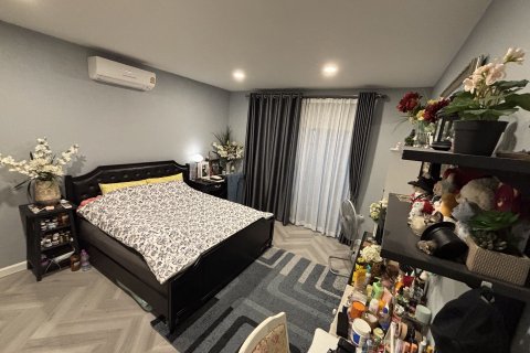 Villa in Hua Hin, Thailand 3 bedrooms № 164161 - photo 8