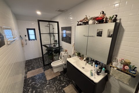 Villa in Hua Hin, Thailand 3 bedrooms № 164161 - photo 19