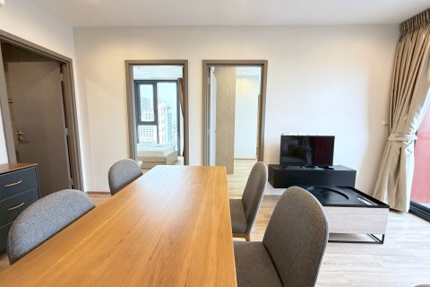 Кондоминиум с 2 спальнями в Бангкапи, Бангкок, Таиланд № 164160 - фото 5