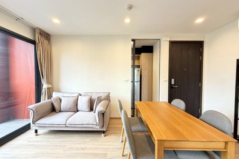 Кондоминиум с 2 спальнями в Бангкапи, Бангкок, Таиланд № 164160 - фото 3