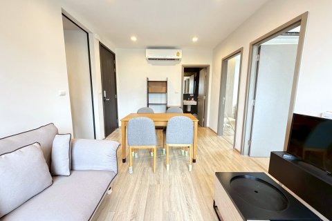 Кондоминиум с 2 спальнями в Бангкапи, Бангкок, Таиланд № 164160 - фото 4