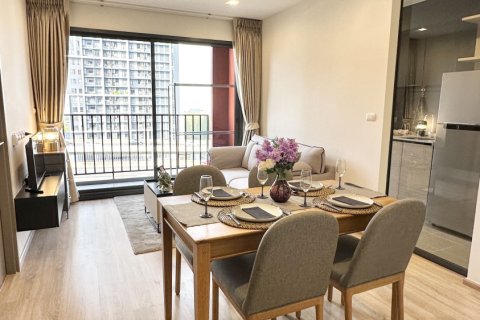 Кондоминиум с 2 спальнями в Бангкапи, Бангкок, Таиланд № 164160 - фото 12