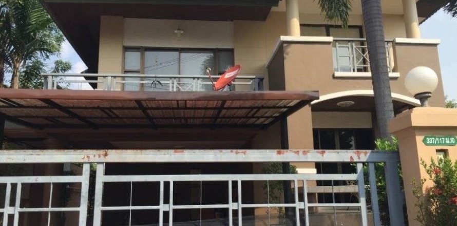 House in Pattaya, Thailand 3 bedrooms № 164164