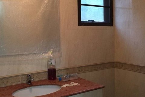 House in Pattaya, Thailand 3 bedrooms № 164164 - photo 11