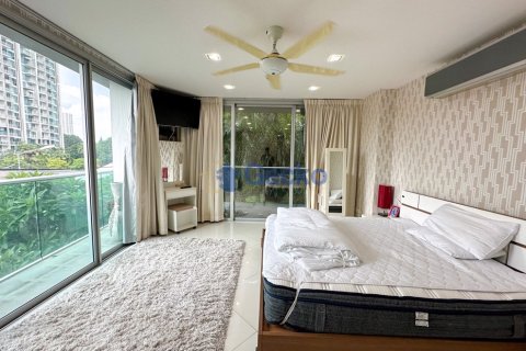 Condo à Pattaya, Thaïlande, 3 chambres № 197272 - photo 13