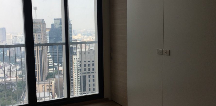 Condo in Bangkok, Thailand, 2 bedrooms № 144077