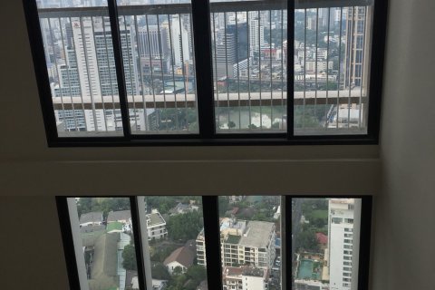 Condo in Bangkok, Thailand, 2 bedrooms № 144077 - photo 5