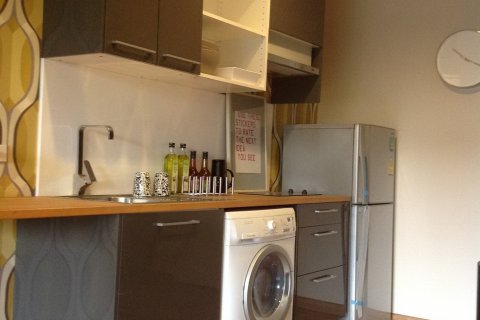 Кондоминиум с 1 спальней в Бангкоке, Таиланд № 144082 - фото 2