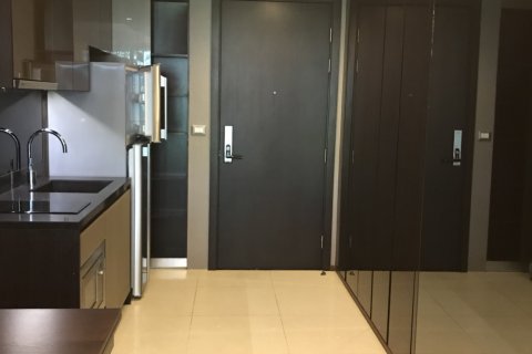 Кондоминиум с 1 спальней в Бангкоке, Таиланд № 144080 - фото 4