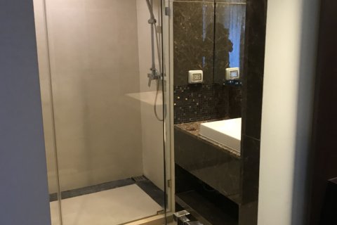 Кондоминиум с 1 спальней в Бангкоке, Таиланд № 144080 - фото 9