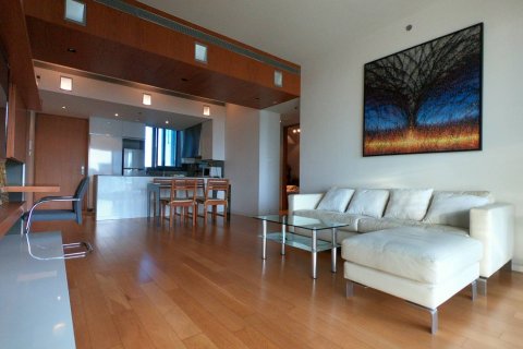 Кондоминиум с 2 спальнями в Сатхоне, Бангкок, Таиланд № 144083 - фото 4