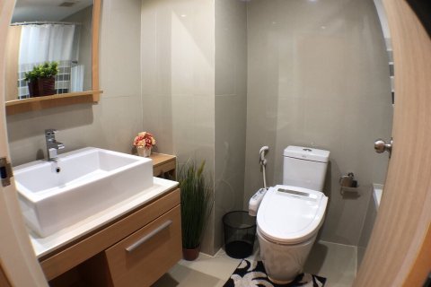 Кондоминиум с 1 спальней в Бангкоке, Таиланд № 144079 - фото 12