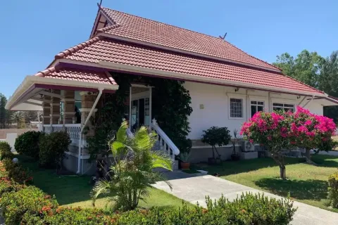 Maison à Hua Hin, Thaïlande 4 chambres № 164774