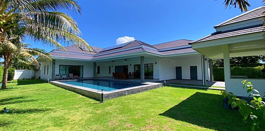 Villa à Hua Hin, Thaïlande 3 chambres № 168660