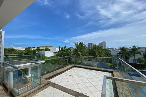 Condo in Hua Hin, Thailand, 2 bedrooms  № 168664 - photo 8