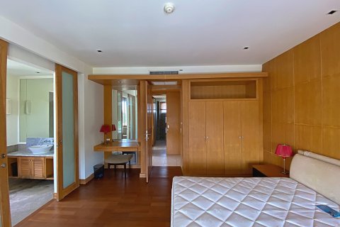 Condo in Hua Hin, Thailand, 2 bedrooms  № 168664 - photo 22