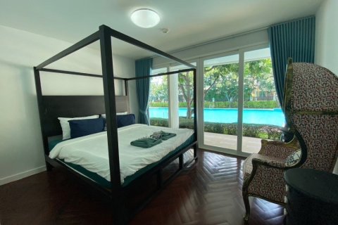 Condo in Hua Hin, Thailand, 4 bedrooms  № 168659 - photo 11