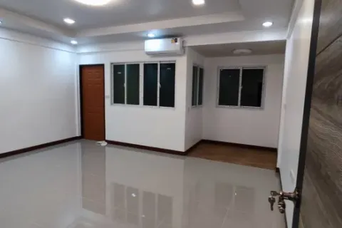 Reihenhaus in Bang Na, Bangkok, Thailand 2 Schlafzimmer № 218593 - Foto 11