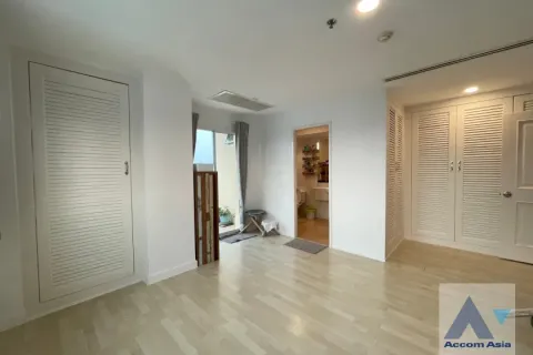 Eigentumswohnung in Huai Khwang, Bangkok, Thailand, 2 Schlafzimmer № 218596 - Foto 8
