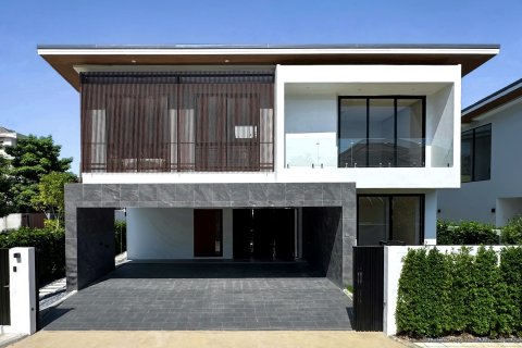 Дом в Правете, Бангкок, Таиланд с 4 спальнями  № 156172 - фото 1