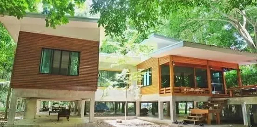 House in Nakhon Sawan, Thailand 3 bedrooms № 156175