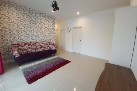 House in Hua Hin, Thailand 3 bedrooms № 156173 - photo 10