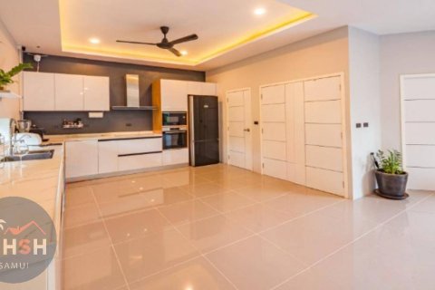 Villa in Ko Samui, Thailand 3 bedrooms № 180033 - photo 13