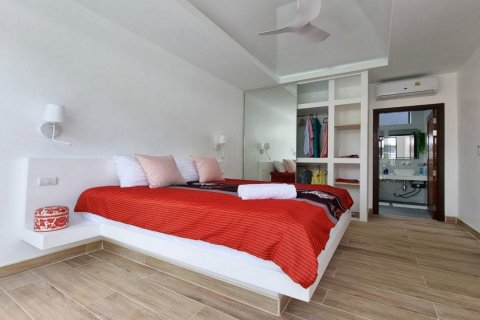 Вилла в Чалонге, Таиланд с 3 спальнями  № 134361 - фото 19