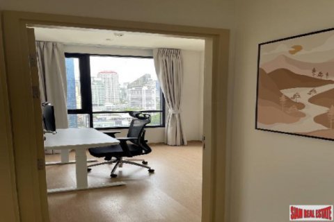 Apartment in Bangkok, Thailand 2 bedrooms № 134360 - photo 2