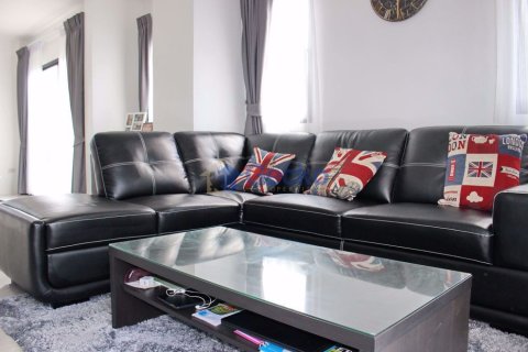 House in Pattaya, Thailand 3 bedrooms № 201880 - photo 18