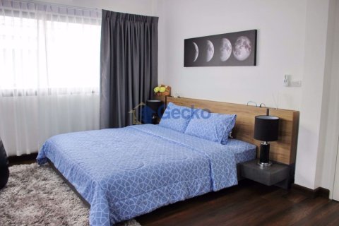House in Pattaya, Thailand 3 bedrooms № 201880 - photo 3
