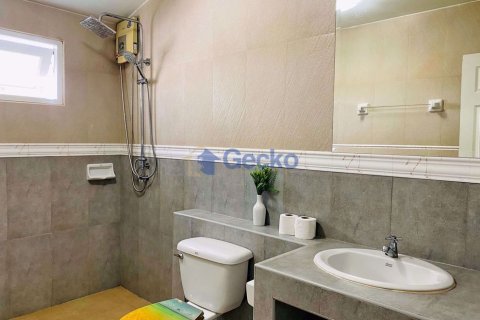 House in Pattaya, Thailand 6 bedrooms № 201879 - photo 21