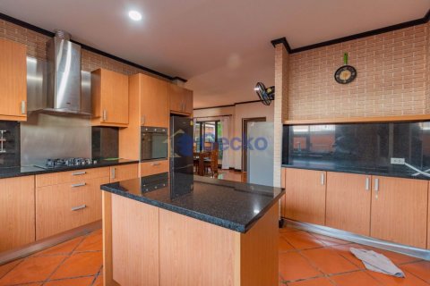 House in Pattaya, Thailand 3 bedrooms № 201877 - photo 23