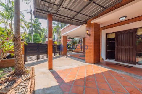 House in Pattaya, Thailand 3 bedrooms № 201877 - photo 9
