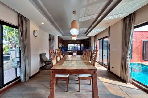House in Pattaya, Thailand 3 bedrooms № 201878 - photo 12
