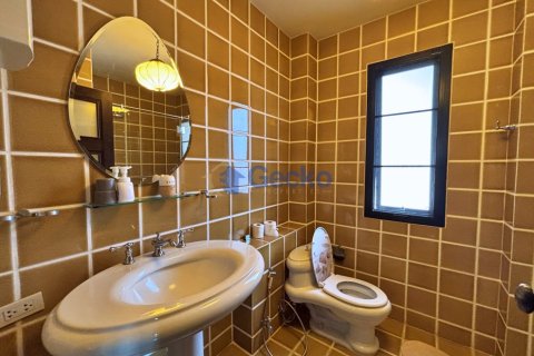 House in Pattaya, Thailand 3 bedrooms № 201878 - photo 20